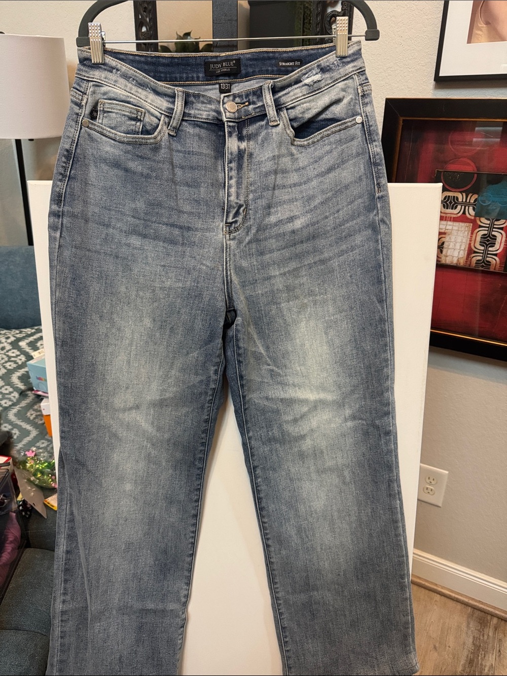 Judy Blue Straight Leg Jeans in Faded Light Blue lightly distressed